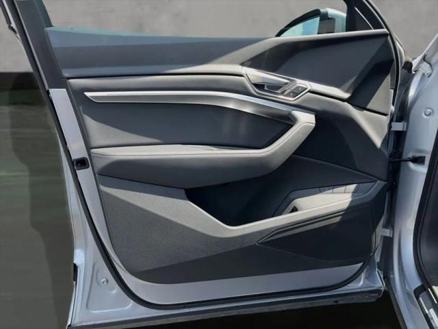 2021 Audi e-tron Premium quattro