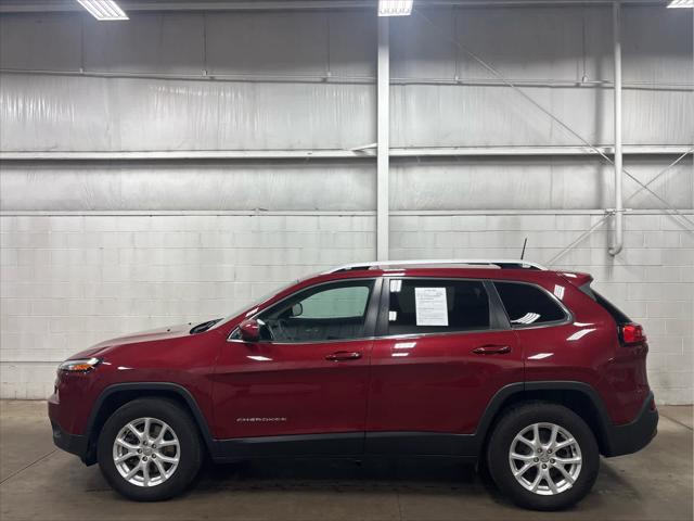 Used 2017 Jeep Cherokee For Sale in Wilmington, OH