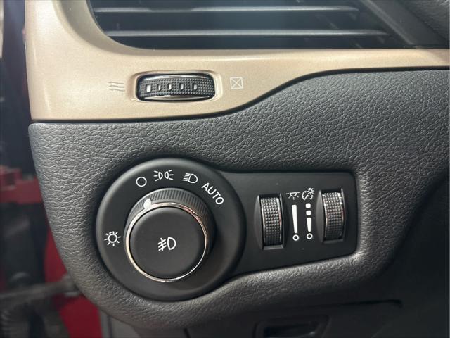 Used 2017 Jeep Cherokee For Sale in Wilmington, OH