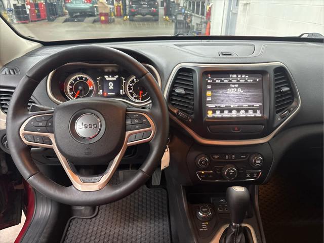 Used 2017 Jeep Cherokee For Sale in Wilmington, OH