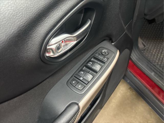 Used 2017 Jeep Cherokee For Sale in Wilmington, OH