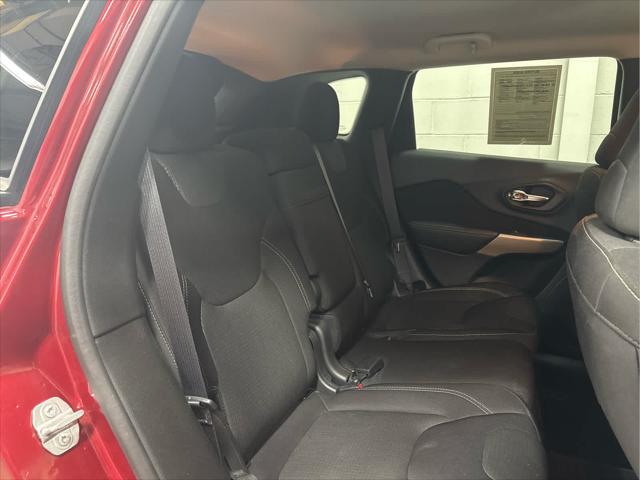 Used 2017 Jeep Cherokee For Sale in Wilmington, OH