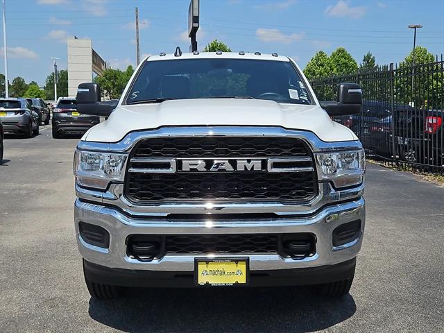 2024 RAM 2500 Tradesman Crew Cab 4x4 8 Box