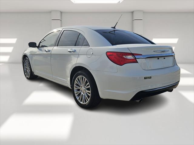 2011 Chrysler 200 Limited