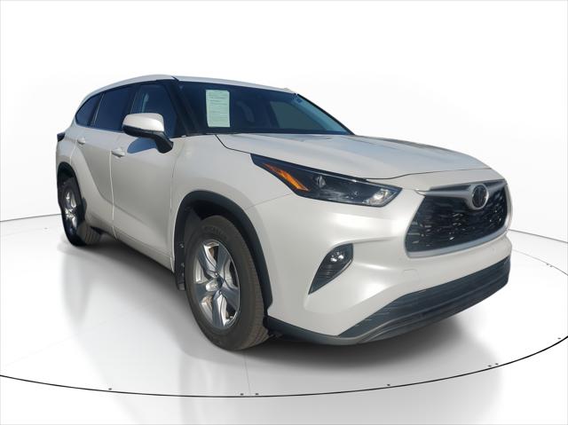 2023 Toyota Highlander LE