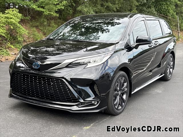 2022 Toyota Sienna XSE