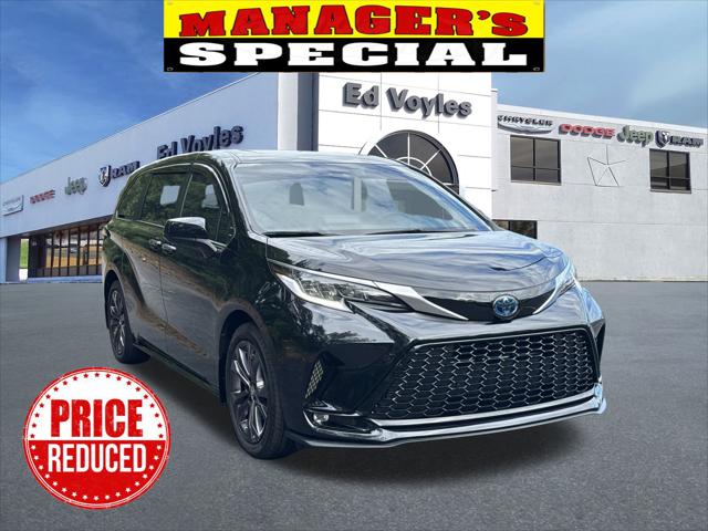2022 Toyota Sienna XSE