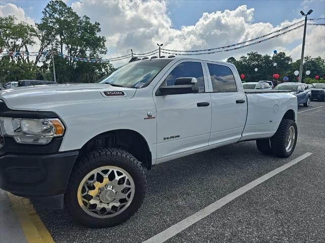 2021 RAM 3500 Tradesman Crew Cab 4x4 8 Box