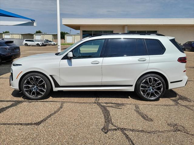 2023 BMW X7 xDrive40i