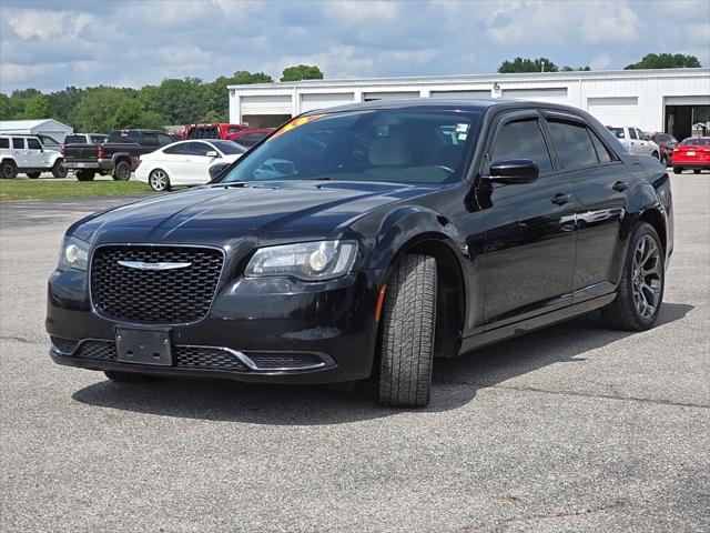2018 Chrysler 300 Touring 2018 Chrysler 300 Touring