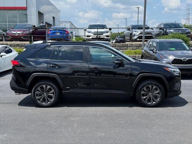 2022 Toyota RAV4 Hybrid XLE Premium