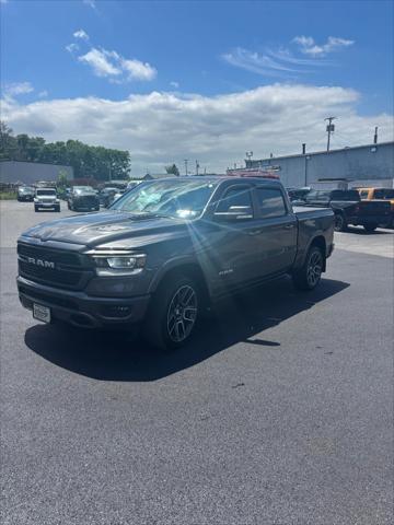 2019 RAM 1500 Laramie Crew Cab 4x4 57 Box