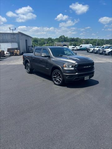 2019 RAM 1500 Laramie Crew Cab 4x4 57 Box