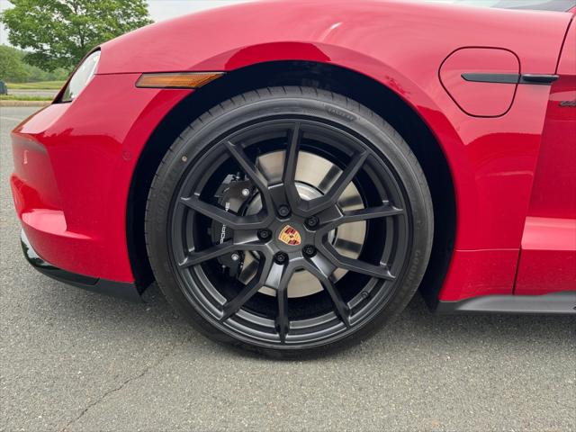 2025 Porsche Taycan GTS