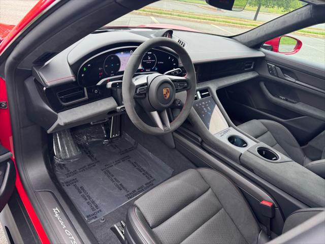 2025 Porsche Taycan GTS