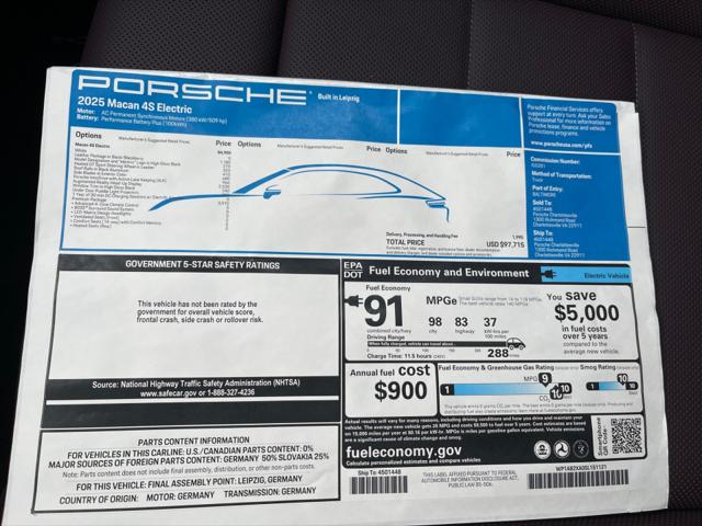 2025 Porsche Macan Electric 4S