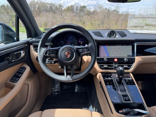 2025 Porsche Macan T