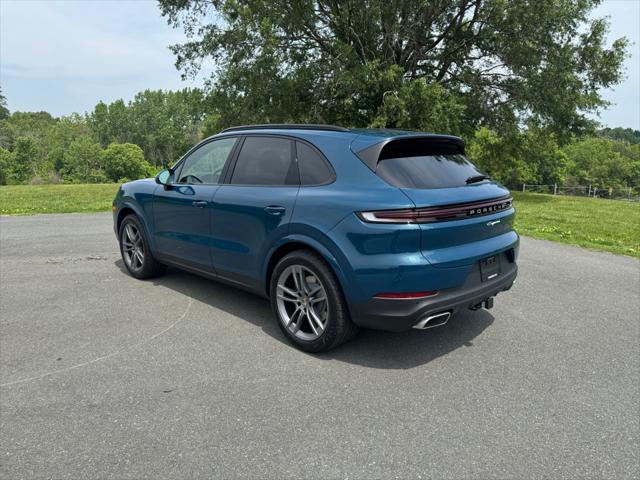 2025 Porsche Cayenne Unknown