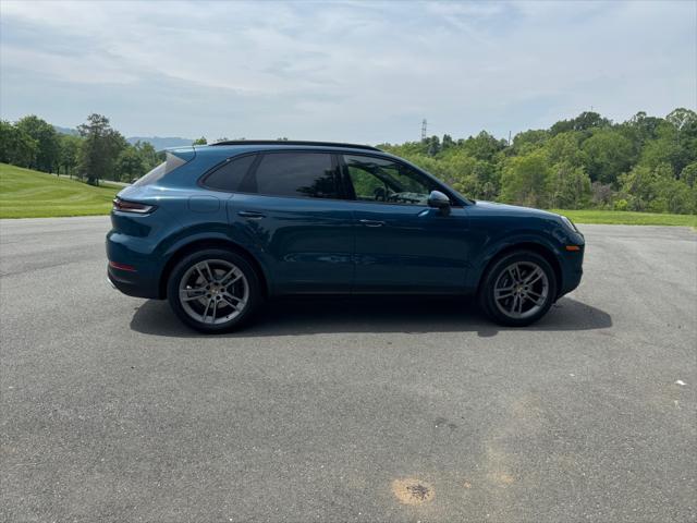 2025 Porsche Cayenne Unknown