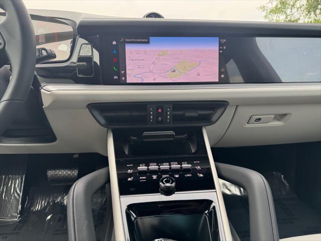2025 Porsche Cayenne Unknown