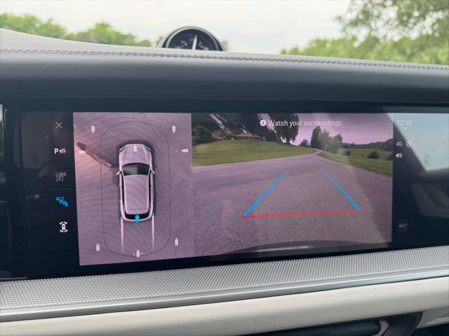 2025 Porsche Cayenne Unknown