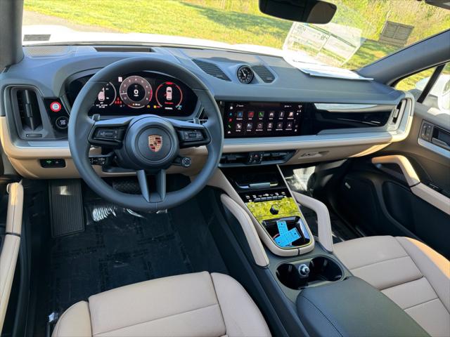 2025 Porsche Cayenne Unknown