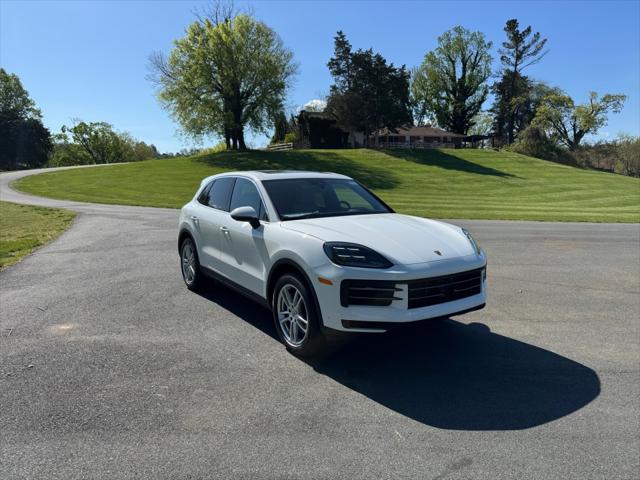 2025 Porsche Cayenne Unknown