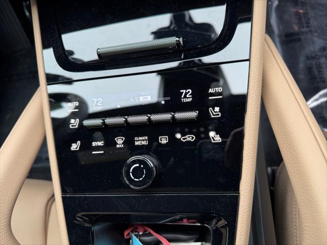 2025 Porsche Cayenne Unknown