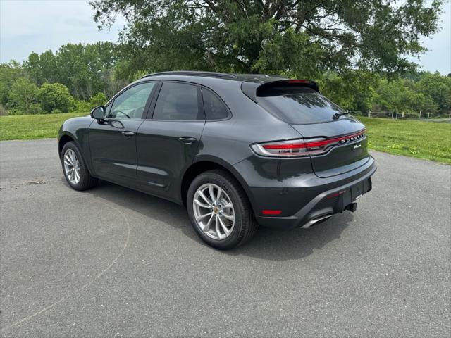 2025 Porsche Macan T