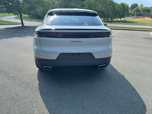 2025 Porsche Cayenne Unknown