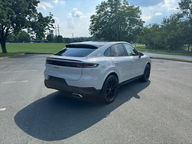 2025 Porsche Cayenne Unknown