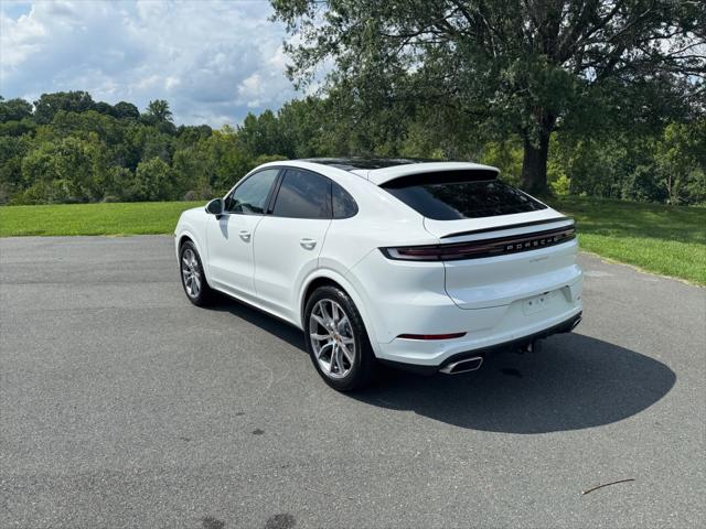 2025 Porsche Cayenne Unknown