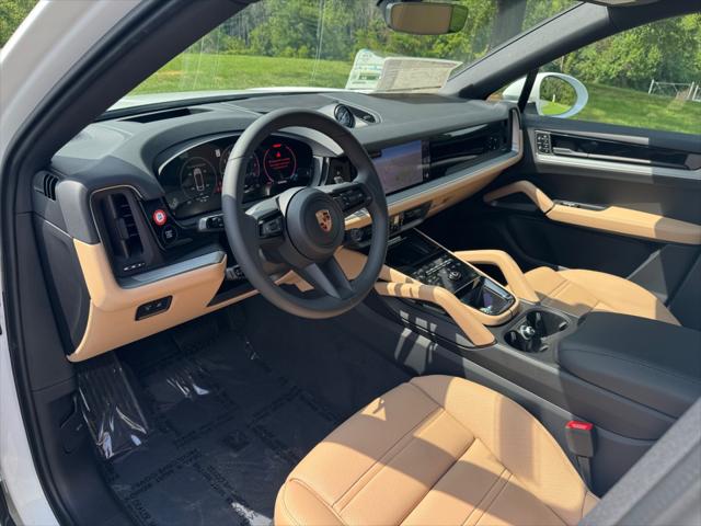2025 Porsche Cayenne Unknown