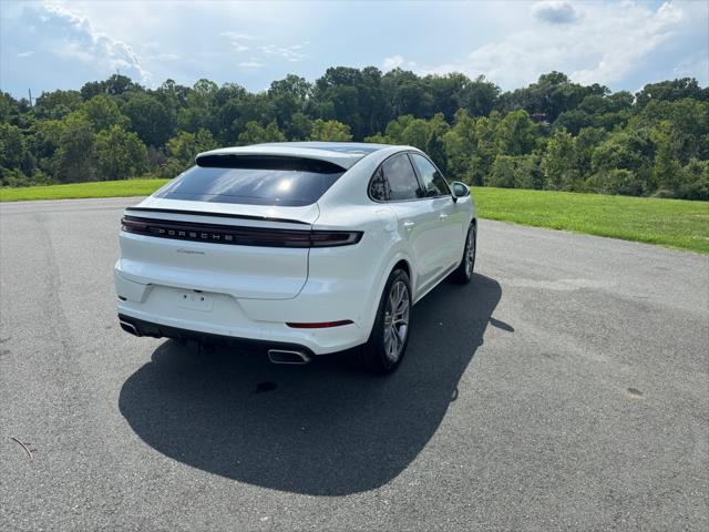 2025 Porsche Cayenne Unknown