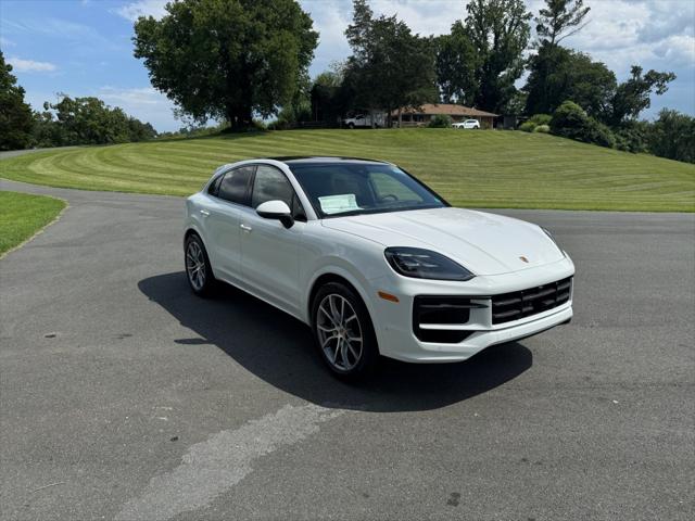 2025 Porsche Cayenne Unknown