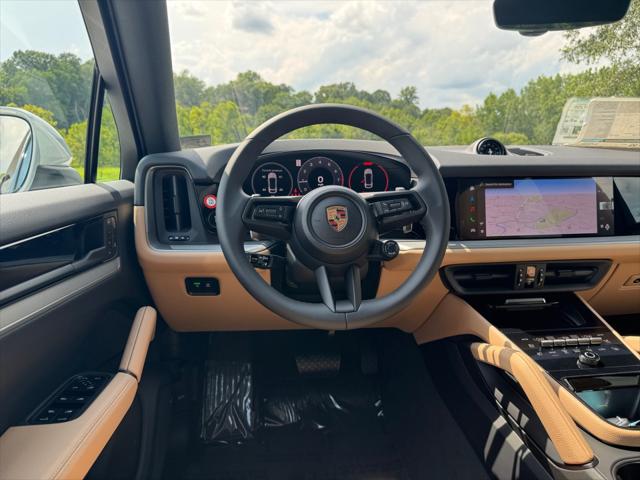 2025 Porsche Cayenne Unknown