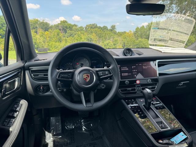 2025 Porsche Macan S