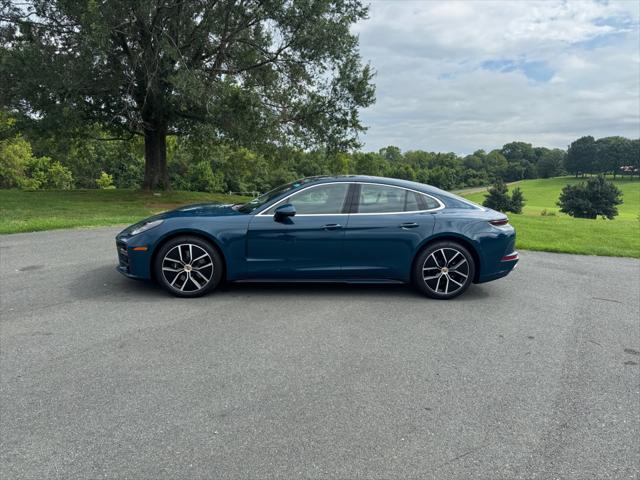 2025 Porsche Panamera Unknown
