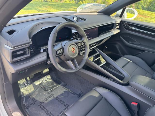 2025 Porsche Macan Electric 4