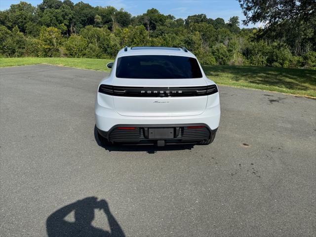 2025 Porsche Macan Electric 4