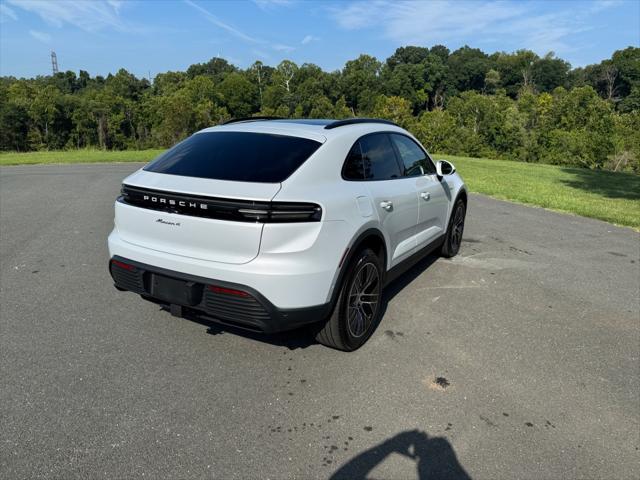 2025 Porsche Macan Electric 4