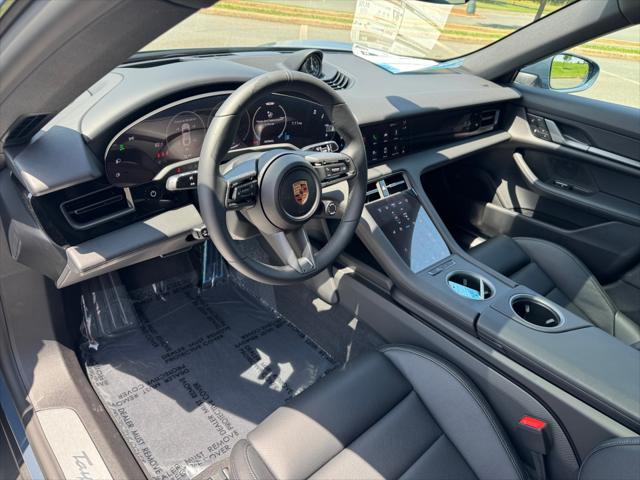 2025 Porsche Taycan 4