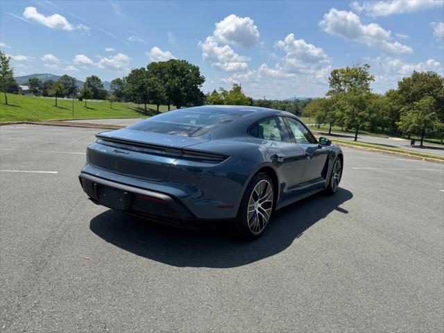 2025 Porsche Taycan 4