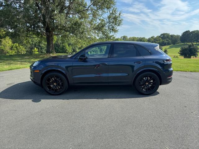2025 Porsche Cayenne Unknown