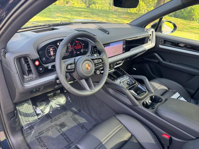 2025 Porsche Cayenne Unknown