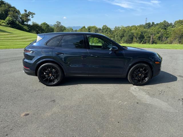 2025 Porsche Cayenne Unknown