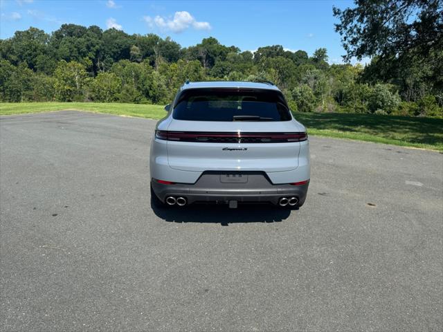 2025 Porsche Cayenne E-Hybrid S