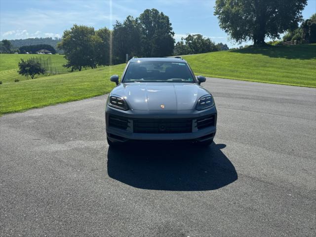 2025 Porsche Cayenne E-Hybrid S