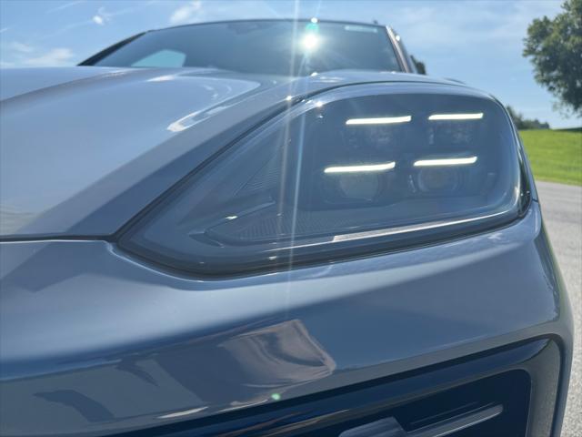 2025 Porsche Cayenne E-Hybrid S