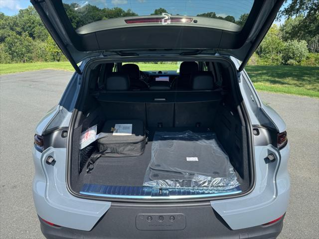 2025 Porsche Cayenne E-Hybrid S